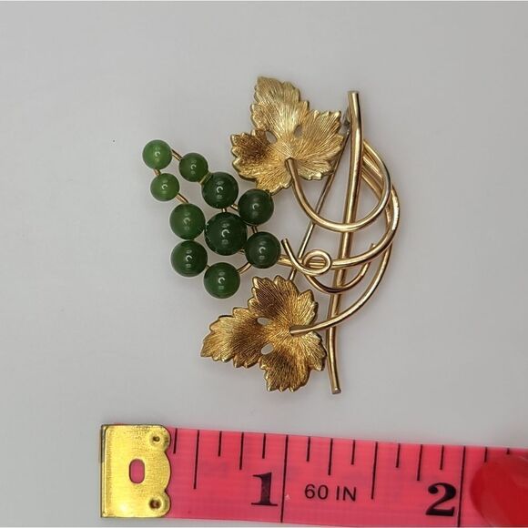 VINTAGE 14k overlay Krementz Brooch Pin, Jade 1940's - Picture 7 of 9